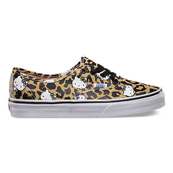 hello-kitty-authentic-leopard-true-white